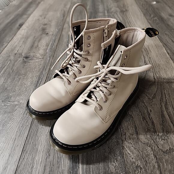 Dr Doc Martens 25634 Patent Leather Combat Boots Tan Women's Size 5 - Picture 5 of 9